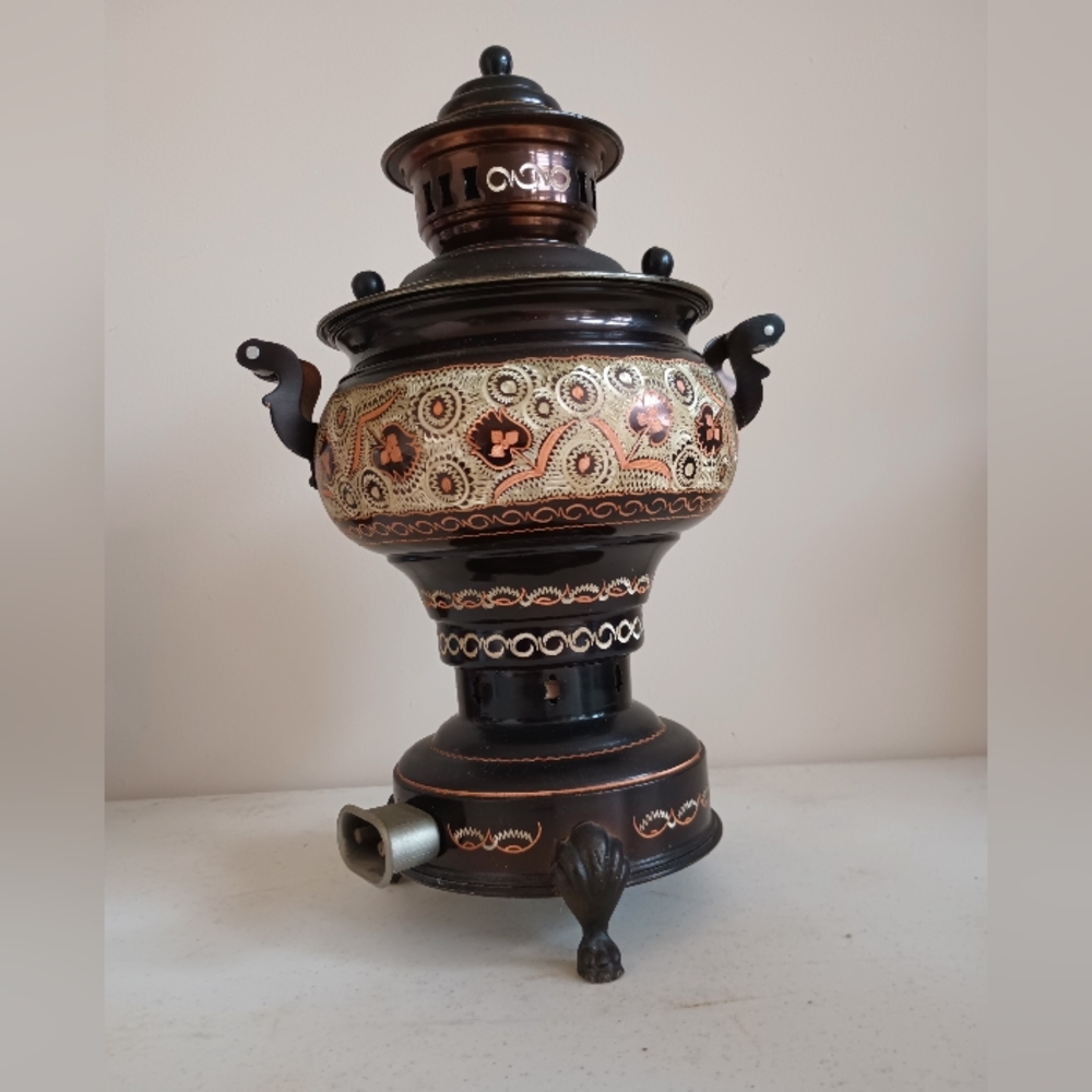 Samovar. coffee/tea urn/pot/kettle/server